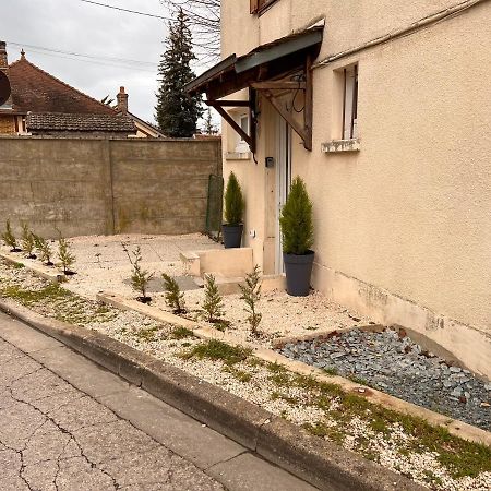 T2 Cosy / Quartier Calme / Magasins D'Usine A Proximite Apartment Saint-Julien-les-Villas Luaran gambar