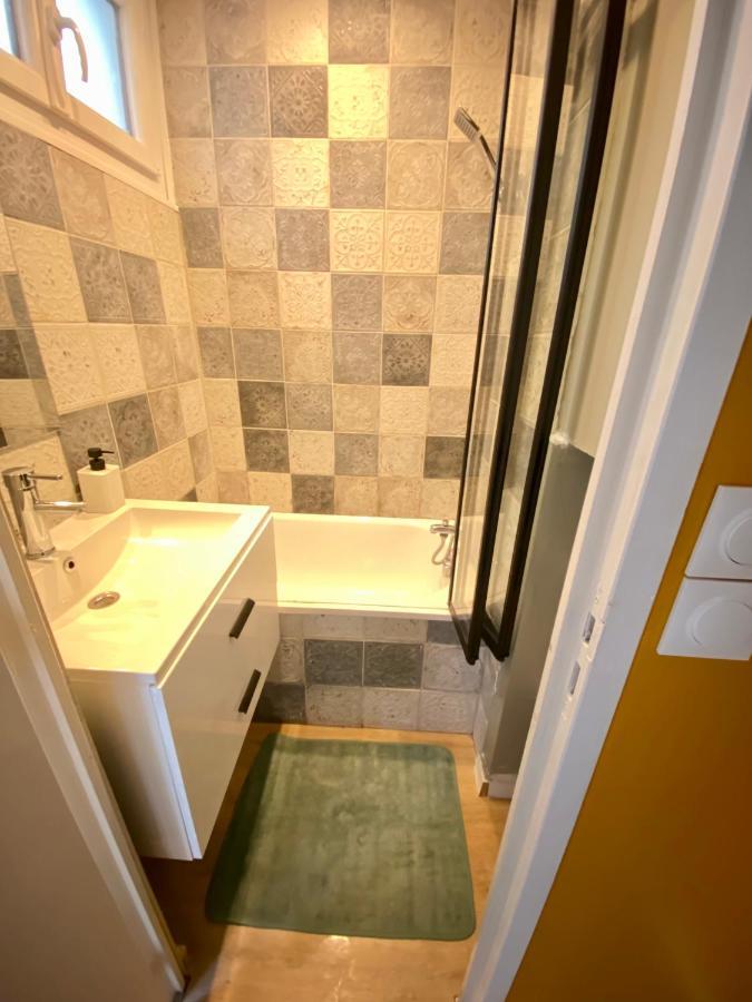 T2 Cosy / Quartier Calme / Magasins D'Usine A Proximite Apartment Saint-Julien-les-Villas Luaran gambar